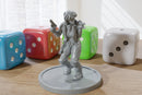Armed Mechanic Girl - Post-Apocalyptical Miniatures for Zona Alfa - Fallout Wasteland - Tabletop RPG - 20mm / 28mm / 32mm Scale Minifigure