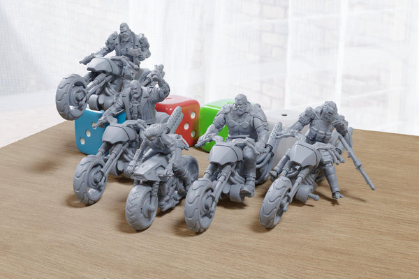 Wasteland Wolves - 3D Printed Bikers - Cyberpunk / Sci-Fi - Tabletop Miniature Wargaming - 28mm / 32mm Scale Minifigures