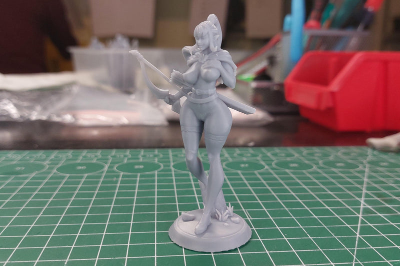 Elf Archer - Sexy Pin-Up Fan Art - 3D Printed Miniature Figure - 32mm / 75mm / 170mm Scale - Garage Kit