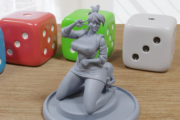 Franki - Sexy Pin-Up Fan Art - 3D Printed Miniature Figure - 32mm / 75mm / 170mm Scale - Garage Kit