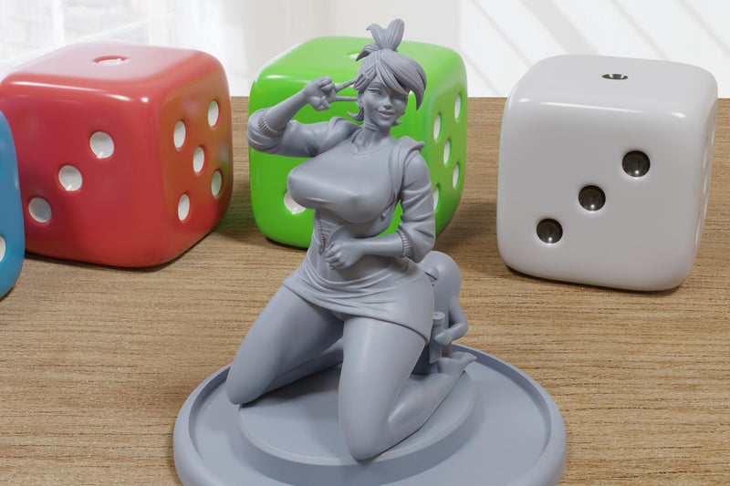 Franki - Sexy Pin-Up Fan Art - 3D Printed Miniature Figure - 32mm / 75mm / 170mm Scale - Garage Kit