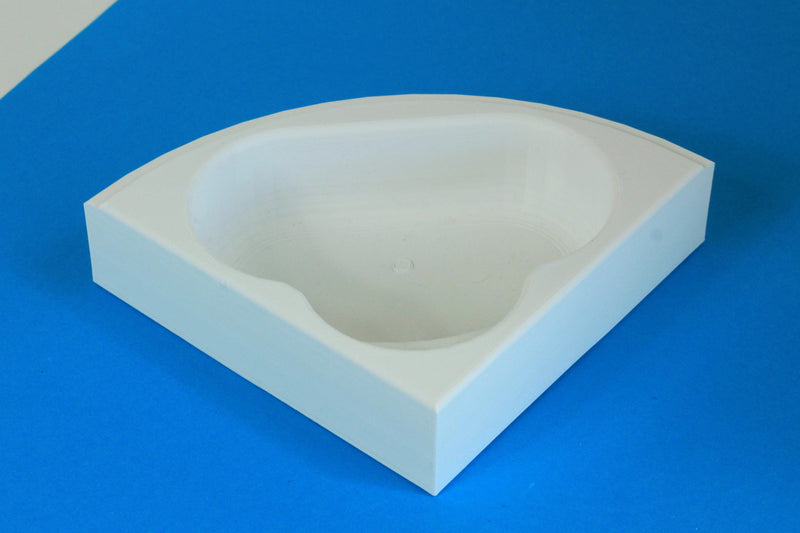 1:12 Scale Corner Bathtub | Modern Dollhouse Bathroom Furniture | 3D Printed Miniature Bathtub Made in Germany
