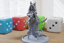 Rogue Kitsune Charlie Sexy Pin-Up - 3D Printed Minifigure for Fantasy Miniature Tabletop Games DND, Frostgrave 28mm / 32mm / 75mm