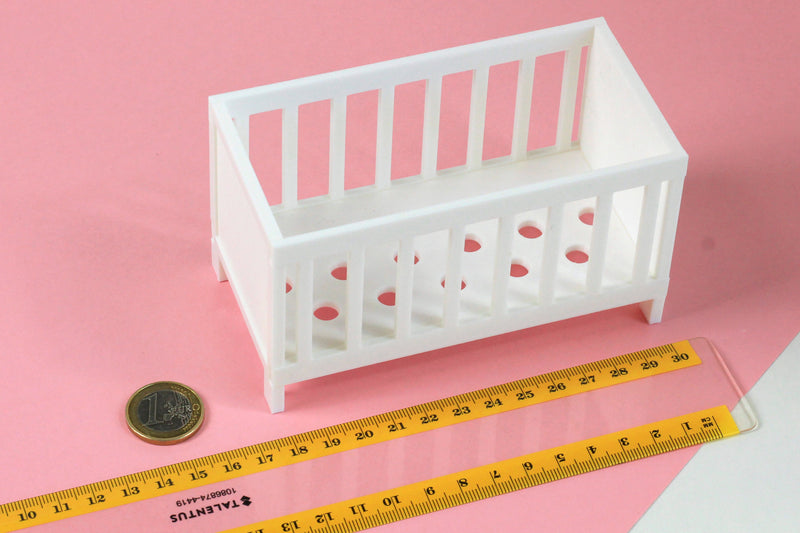 Modern Baby Bed - Dollhouse Miniature 1:12 Miniature Dollhouse Furniture