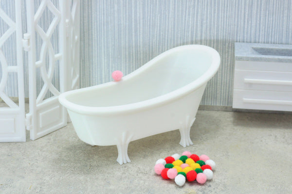 Luxurious Bathtub - Dollhouse Miniature 1:12 Miniature Dollhouse Furniture