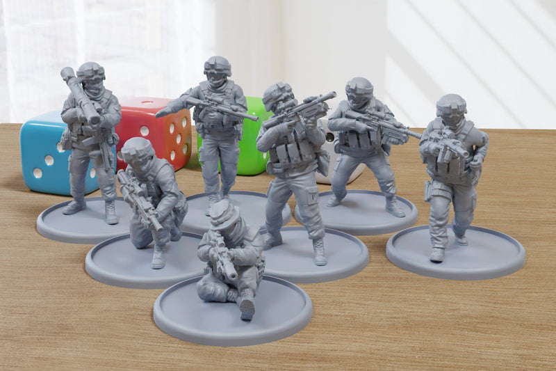 USMC Specialists - Modern Wargaming Miniatures for Tabletop RPG - 28mm / 32mm Scale Minifigures